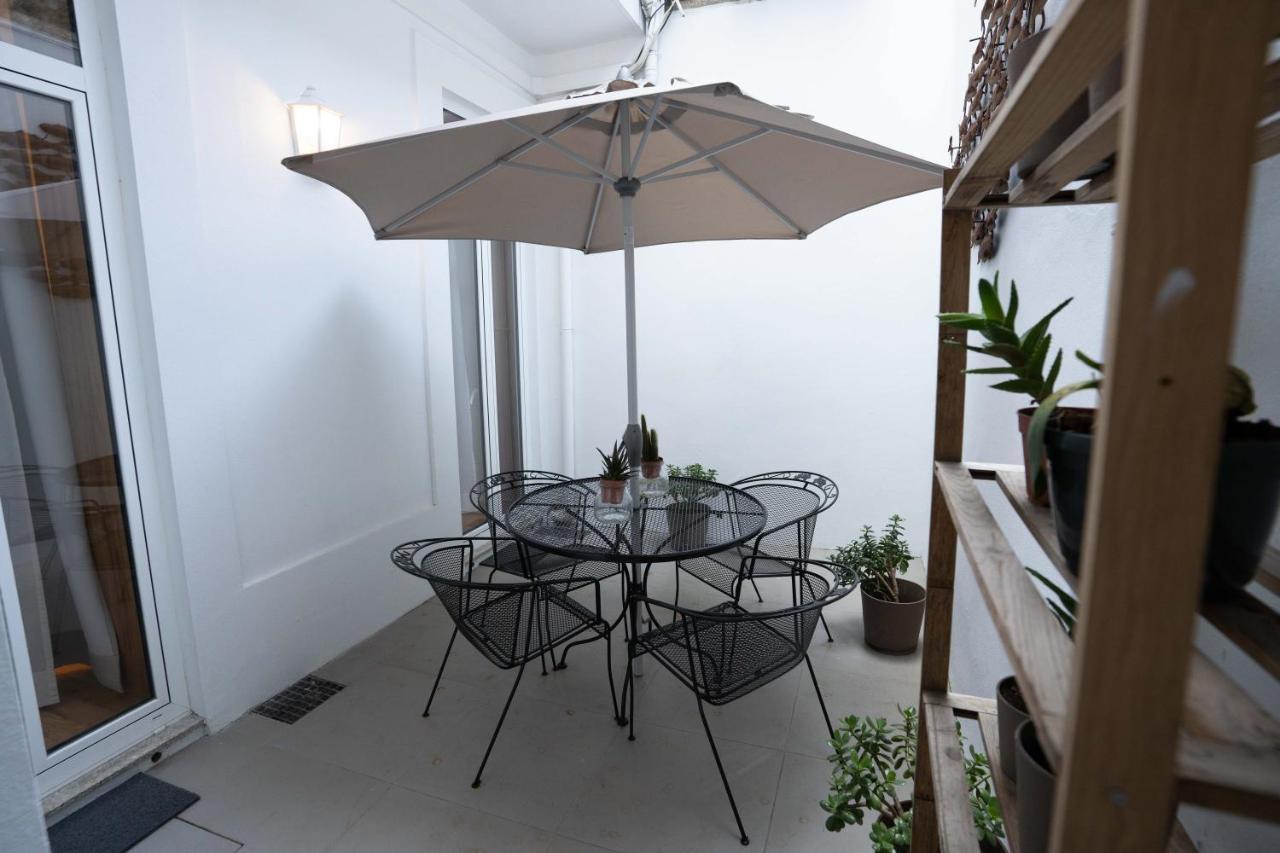 Downtown Porto Relaxed Apartment With Private Yard Eksteriør bilde